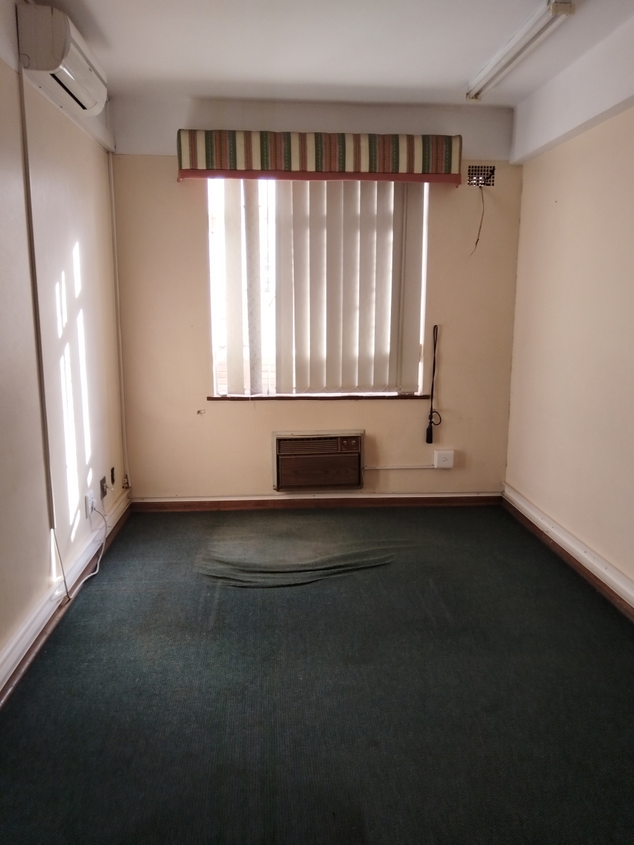 18 Bedroom Property for Sale in Belgravia Northern Cape